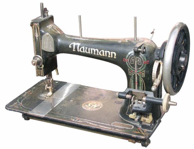 sn_naumann_naehmaschine.jpg